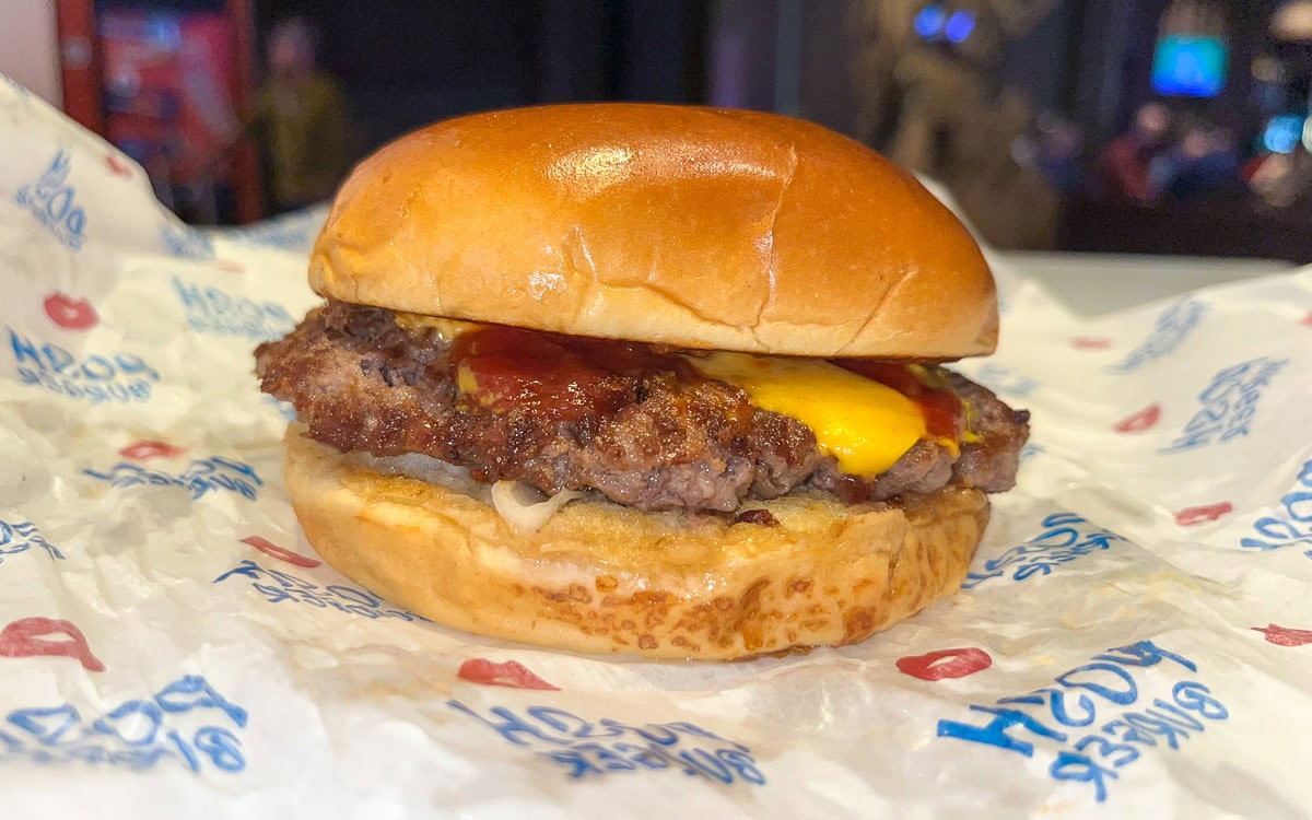 Hamburger with American cheese, Posh Burger, Las Vegas, Nevada